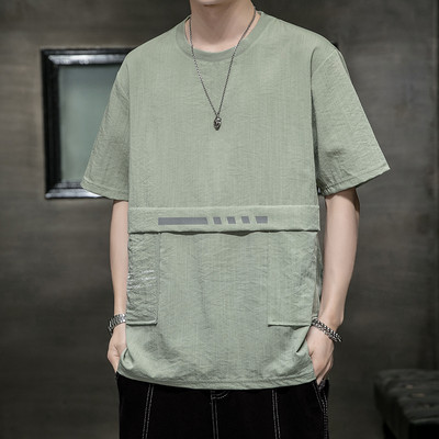 Ανδρικό μπλουζάκι φαρδύ μοντέλο με επιγραφή και οβάλ κολάρο