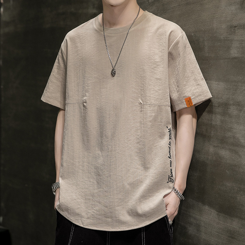 Ανδρικό μπλουζάκι φαρδύ μοντέλο με επιγραφή και οβάλ κολάρο