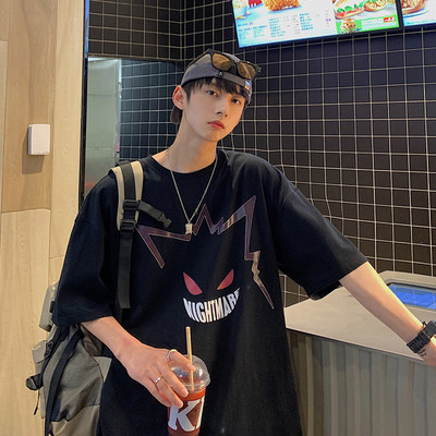 Φαρδύ μπλουζάκι με τύπωμα και κοντά μανίκια