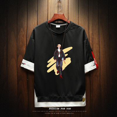 Uue mudeli aplikatsiooniga meeste vabaaja T-särk