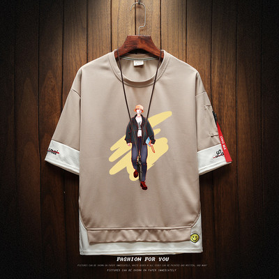 Uue mudeli aplikatsiooniga meeste vabaaja T-särk