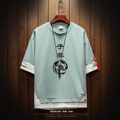 Uue mudeli aplikatsiooniga meeste vabaaja T-särk