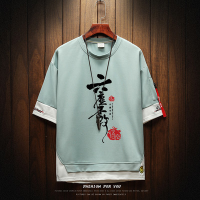 Uue mudeli aplikatsiooniga meeste vabaaja T-särk