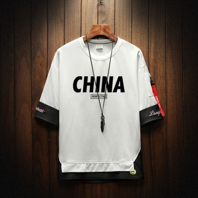 Uue mudeli aplikatsiooniga meeste vabaaja T-särk