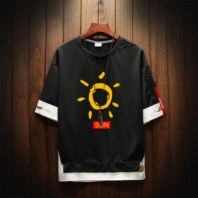 Uue mudeli aplikatsiooniga meeste vabaaja T-särk