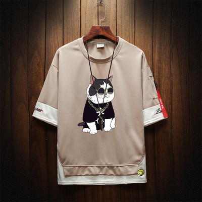 Uue mudeli aplikatsiooniga meeste vabaaja T-särk