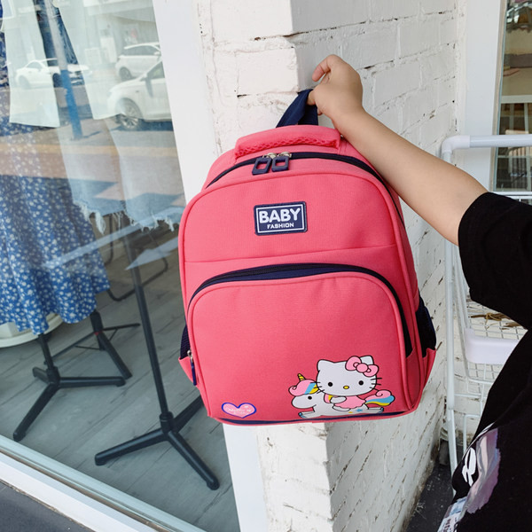 Moodne sanga ja aplikatsiooniga laste seljakott