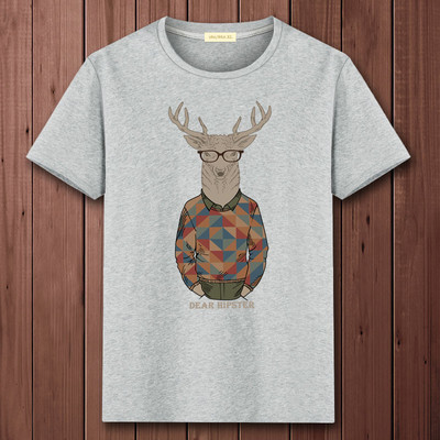 Casual ανδρικό μπλουζάκι με διάφορες εφαρμογές και κοντά μανίκια