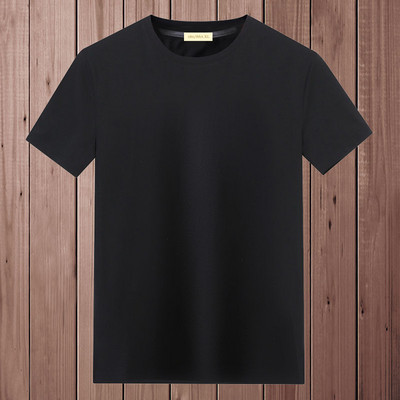 Casual ανδρικό μπλουζάκι με διάφορες εφαρμογές και κοντά μανίκια