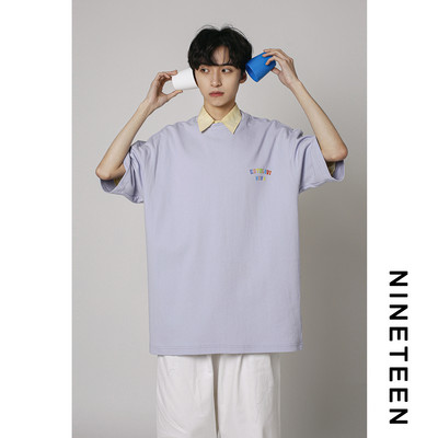 Ανδρικό φαρδύ μπλουζάκι με επιγραφές σε διάφορα χρώματα