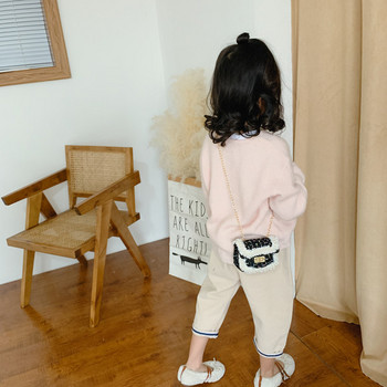 Κομψή παιδική μίνι τσάντα με μεταλλική λαβή και διακοσμητικές πέρλες