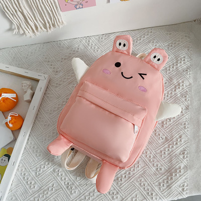 Καθημερινό παιδικό σακίδιο με κοντή λαβή και τρισδιάστατα στοιχεία