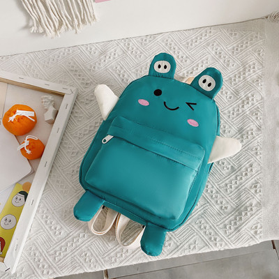 Καθημερινό παιδικό σακίδιο με κοντή λαβή και τρισδιάστατα στοιχεία