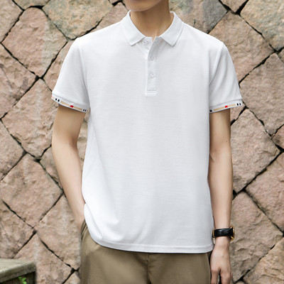 Ανδρικό μπλουζάκι απλό μοντέλο με κλασικό κολάρο και κουμπιά