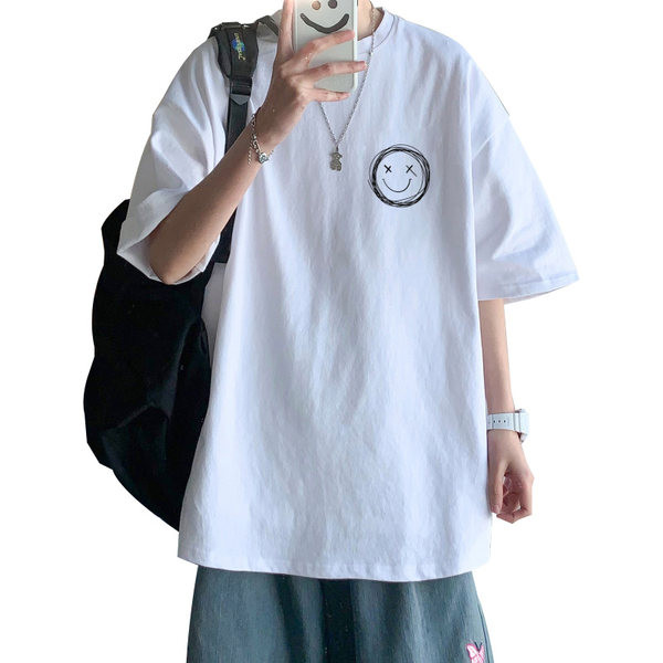 Meeste lai aplikatsiooni ja 3/4 varrukatega T-särk