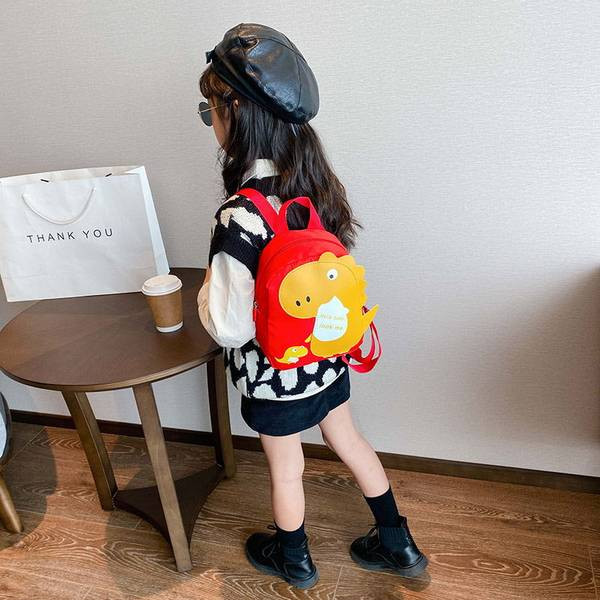 Moodne laste aplikatsiooniga seljakott