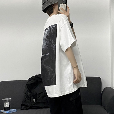 Ανδρικό φαρδιά μπλουζάκι με κοντά μανίκια