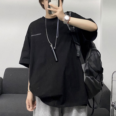 Ανδρικό φαρδιά μπλουζάκι με κοντά μανίκια