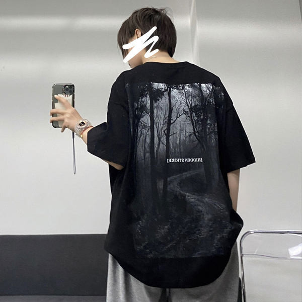 Ανδρικό φαρδιά μπλουζάκι με κοντά μανίκια