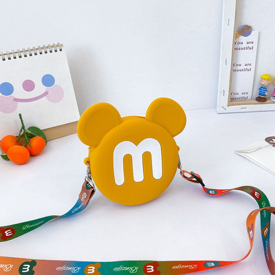 Μοντέρνα μίνι παιδική τσάντα σε στρογγυλό σχήμα για κορίτσια