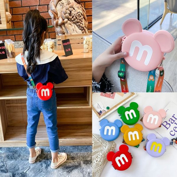 Μοντέρνα μίνι παιδική τσάντα σε στρογγυλό σχήμα για κορίτσια