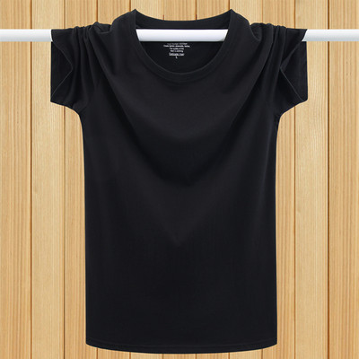 Lühikeste varrukate ja mitmes värvitoonis kirjaga meeste T-särk