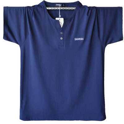 Ανδρικό μπλουζάκι με λαιμόκοψη και κουμπιά