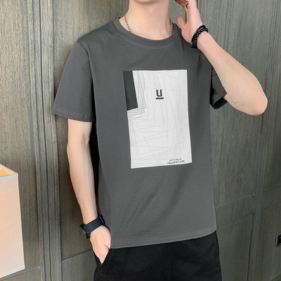 Uue mudeli suvine aplikatsiooniga meeste T-särk