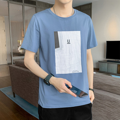 Uue mudeli suvine aplikatsiooniga meeste T-särk