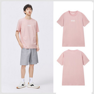 Нов модел мъжка тениска с овално деколте -прав модел