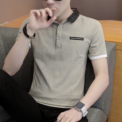 Ανδρικό μπλουζάκι με κλασικό κολάρο και κεντημένη επιγραφή - διάφορα μοντέλα