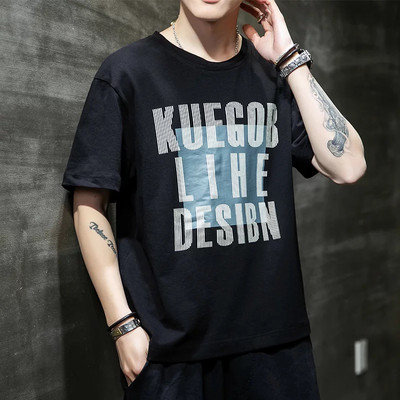 Нов модел памучна тениска с апликация