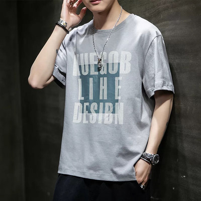 Нов модел памучна тениска с апликация