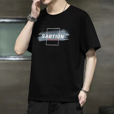 Нов модел памучна тениска с апликация