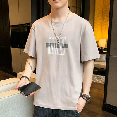 Нов модел памучна тениска с апликация