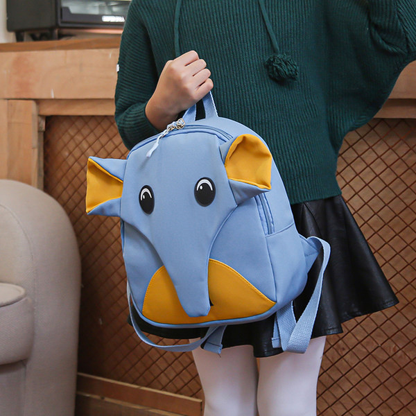 Модерна детска раница с 3D елементи и цип