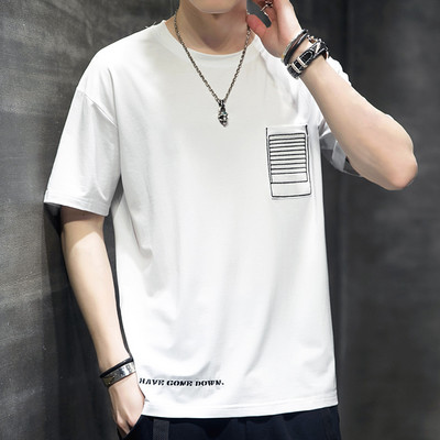 Casual ανδρικό μπλουζάκι - με λαιμόκοψη και απλικέ