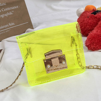 Κομψή παιδική τσάντα με μακριά μεταλλική λαβή