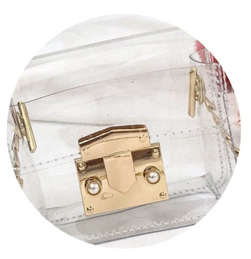 Κομψή παιδική τσάντα με μακριά μεταλλική λαβή