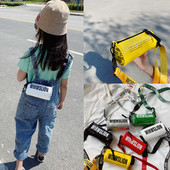 Laste kaasaegne kott kirja ja lukuga