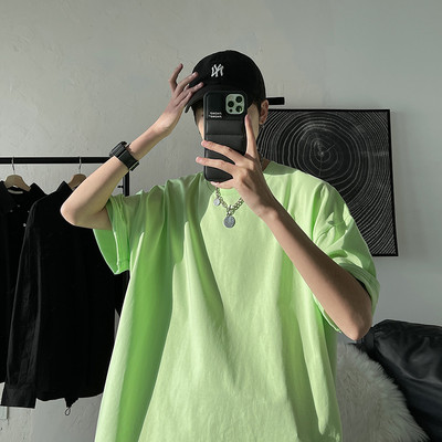 Μπλουζάκι φαρδύ μοντέλο με οβάλ λαιμόκοψη για άντρες