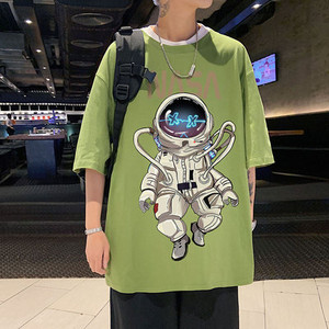 Meeste lai aplikatsiooniga t-särk - mitu mudelit