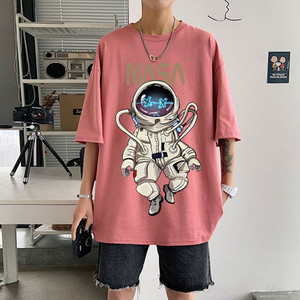 Meeste lai aplikatsiooniga t-särk - mitu mudelit