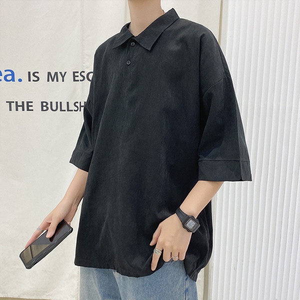 Ljetna bluza s klasičnim ovratnikom i gumbima