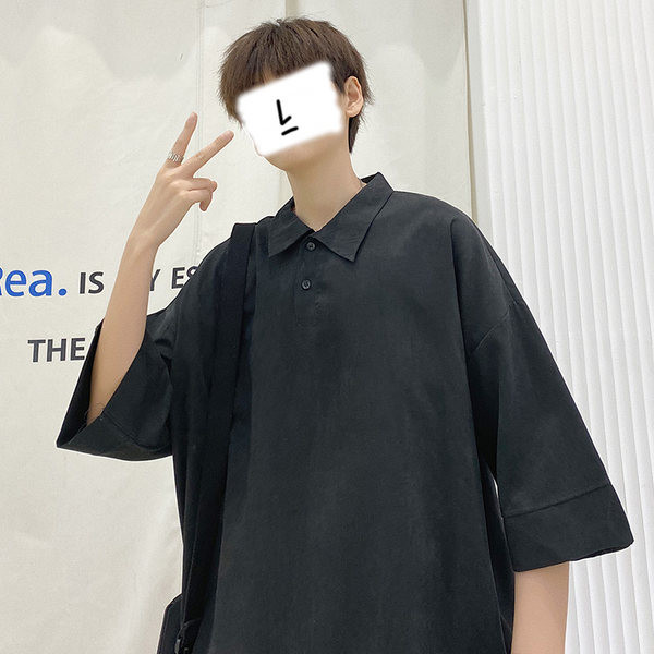 Ljetna bluza s klasičnim ovratnikom i gumbima