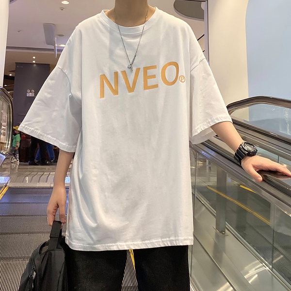 Suvine lai T-särk kirjaga ja 3/4 varrukatega