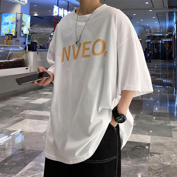 Suvine lai T-särk kirjaga ja 3/4 varrukatega