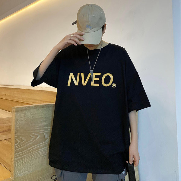 Suvine lai T-särk kirjaga ja 3/4 varrukatega