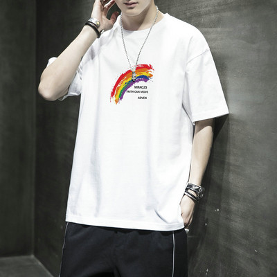 Meeste T-särk lühikeste varrukatega, värvilise aplikatsiooni ja pealdisega