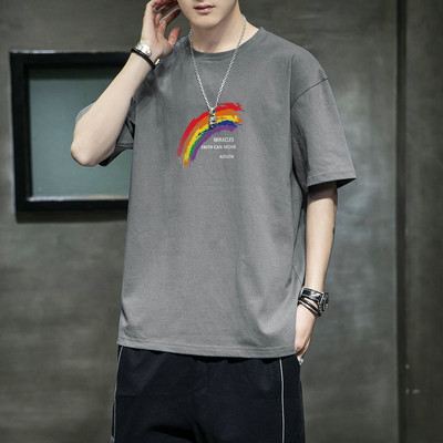 Meeste T-särk lühikeste varrukatega, värvilise aplikatsiooni ja pealdisega